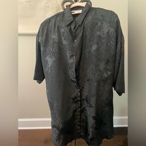 California Connection black lounge set. Satin top and bottom.